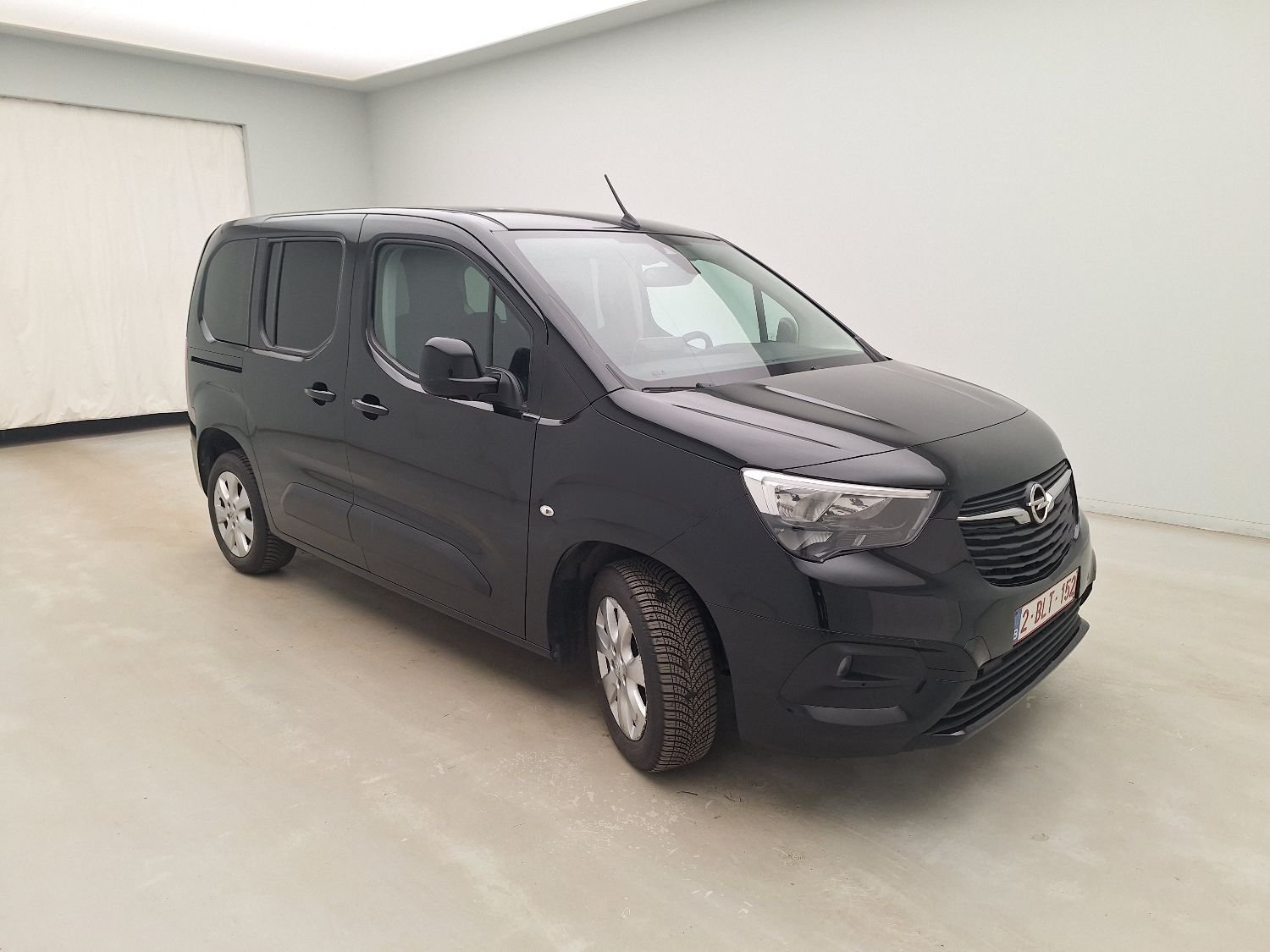 Opel Combo Life 1.5 Elegance - Diesel - Manual - 131 hp - 85.266 km Elegance