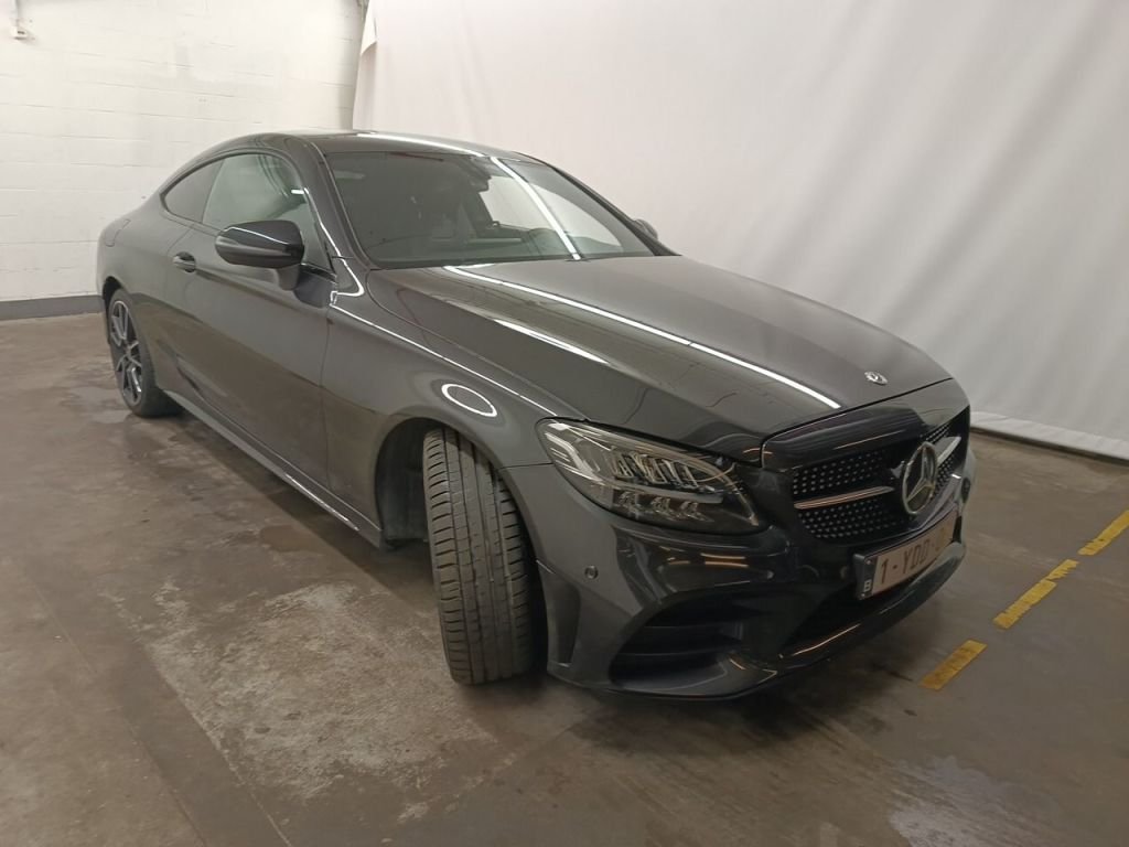 2018 Mercedes-Benz C   AWD