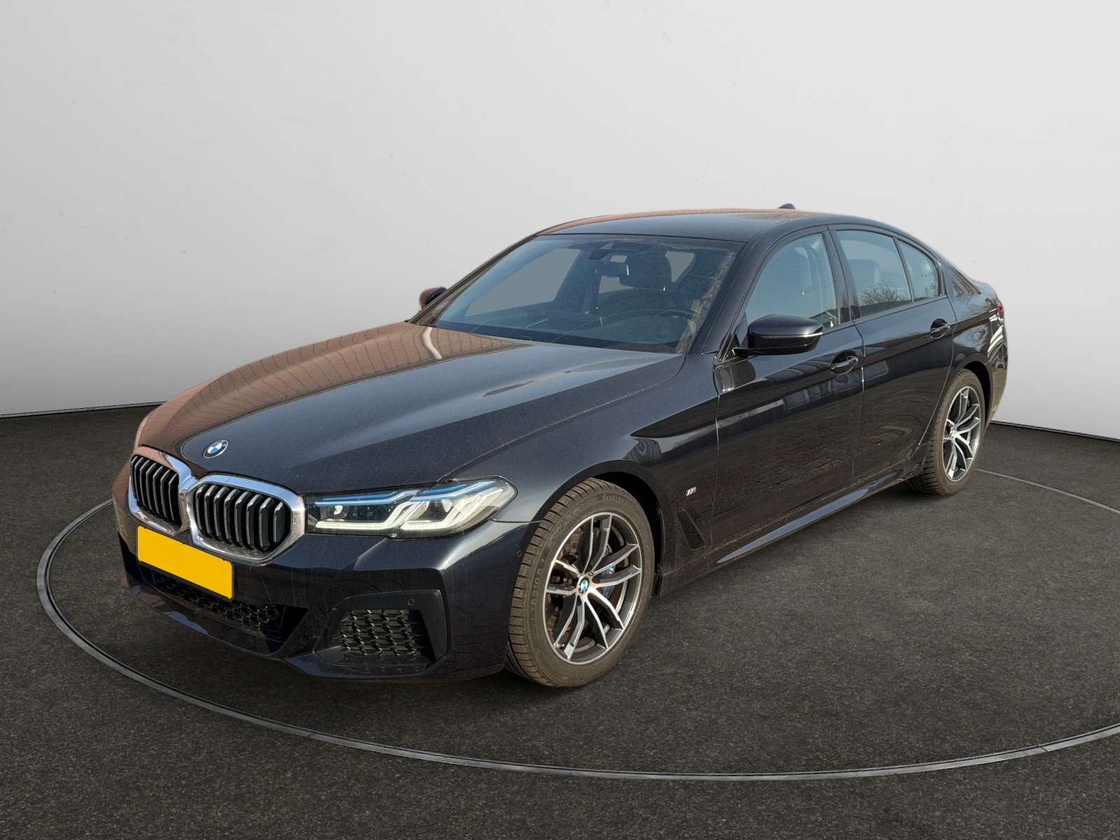 BMW 5 Series 530i High Executive M sport - Petrol - Automatic - 252 hp - 93.494 km