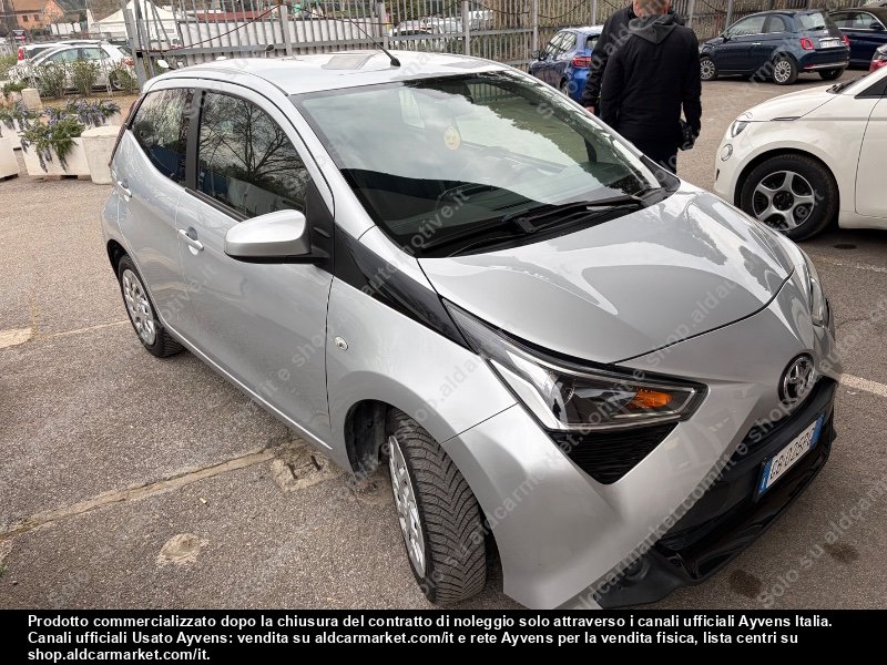 Toyota Aygo 1.0 VVT-i Connect - Petrol - Automatic - 72 hp - 115.807 km Connect