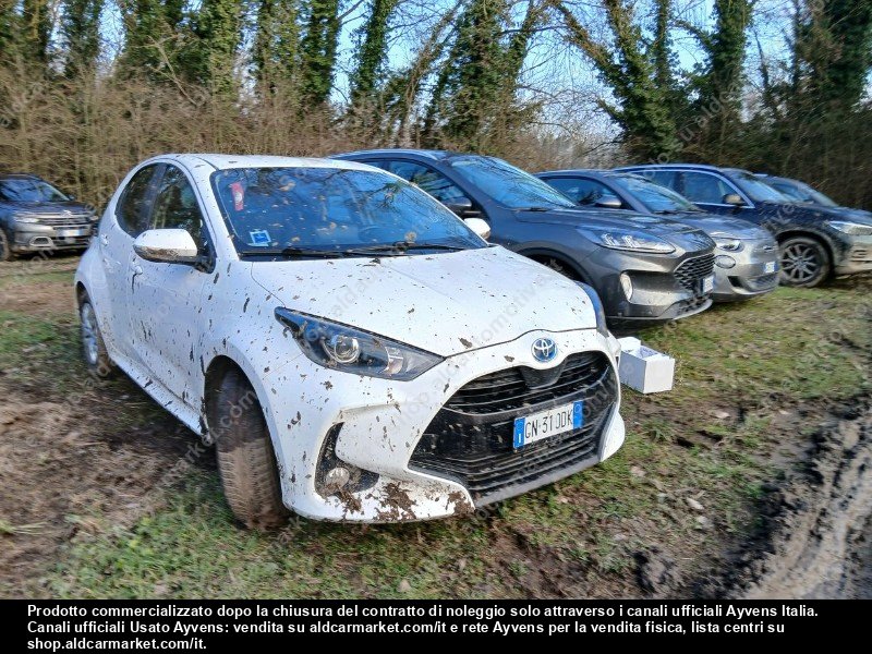 Toyota Yaris Business - Hybrid - Automatic - 92 hp - 105.323 km Business