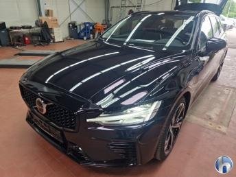 Volvo V60 T8 Ultra Dark - AWD - Hybrid - Automatic - 310 hp - 24.046 km