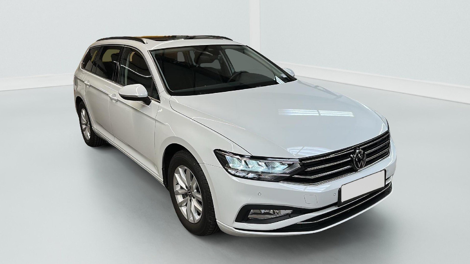 2023 Volkswagen Passat   