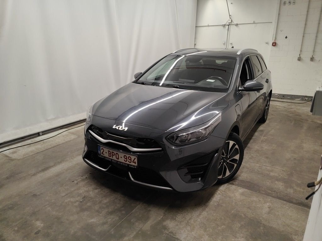 Kia Ceed SW 1.6 GDI Business - Hybrid - Automatic - 105 hp - 119.066 km