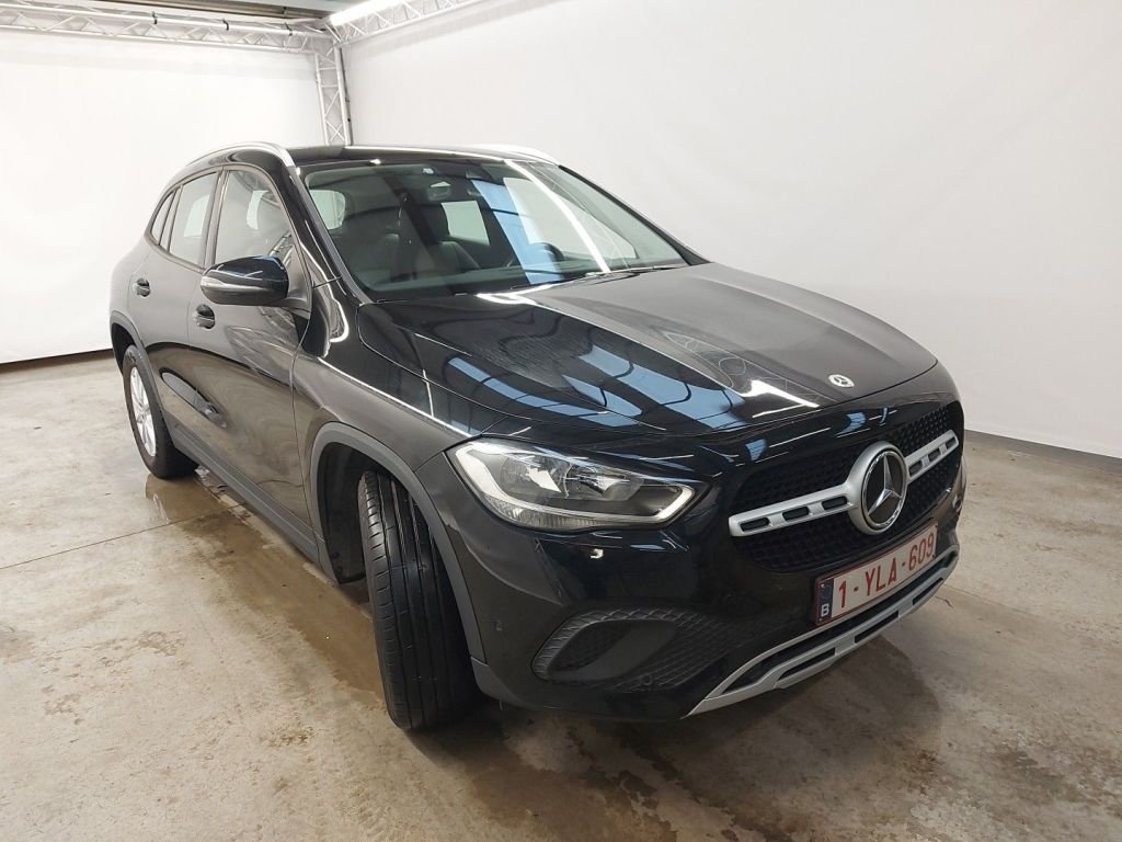 Mercedes-Benz GLA 180d Business Solution - Diesel - Automatic - 116 hp - 101.373 km Business Solution