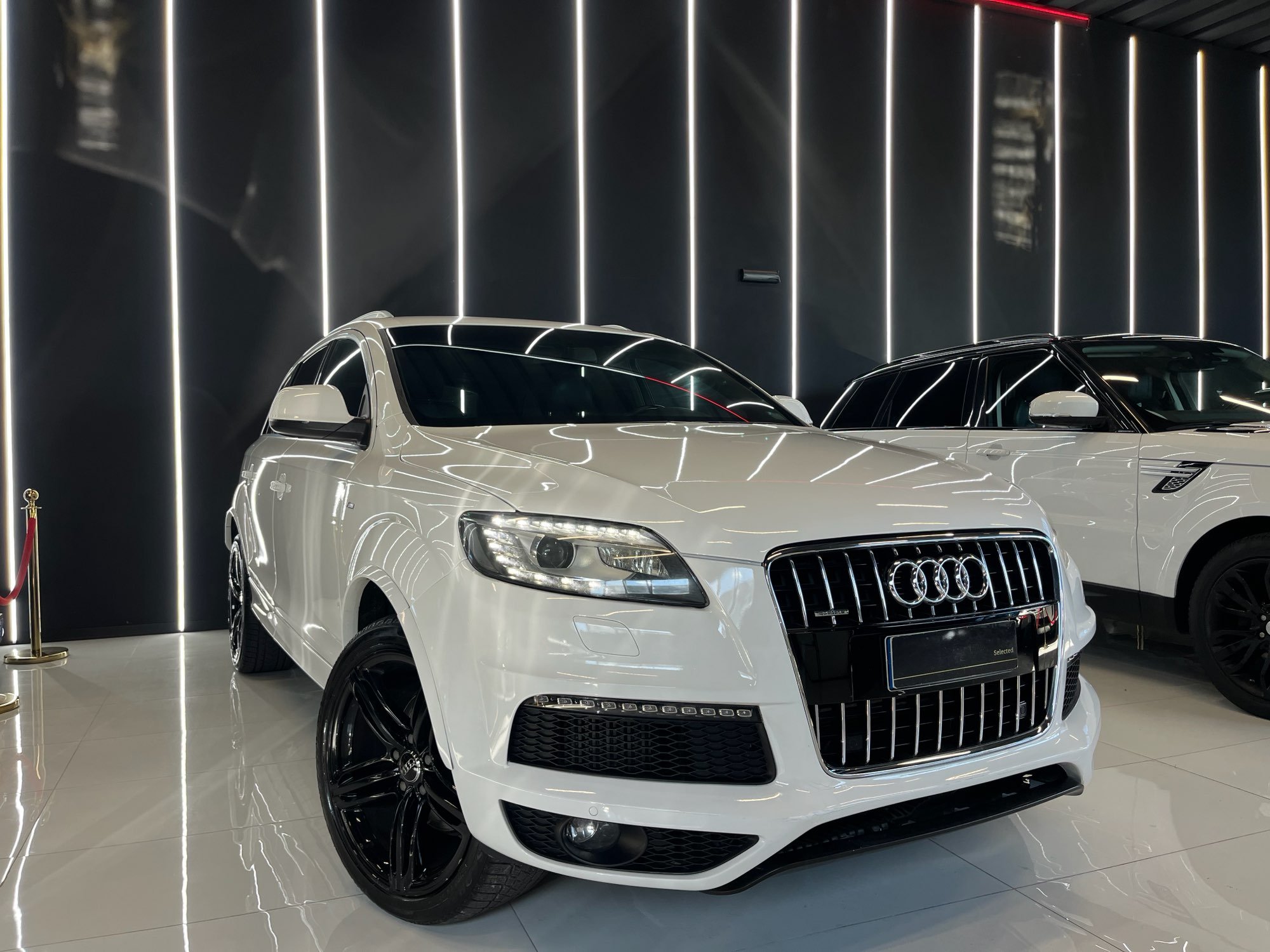 Audi Q7 3.0 S Line - Diesel - Automatic - 239 hp - 157.633 km S Line