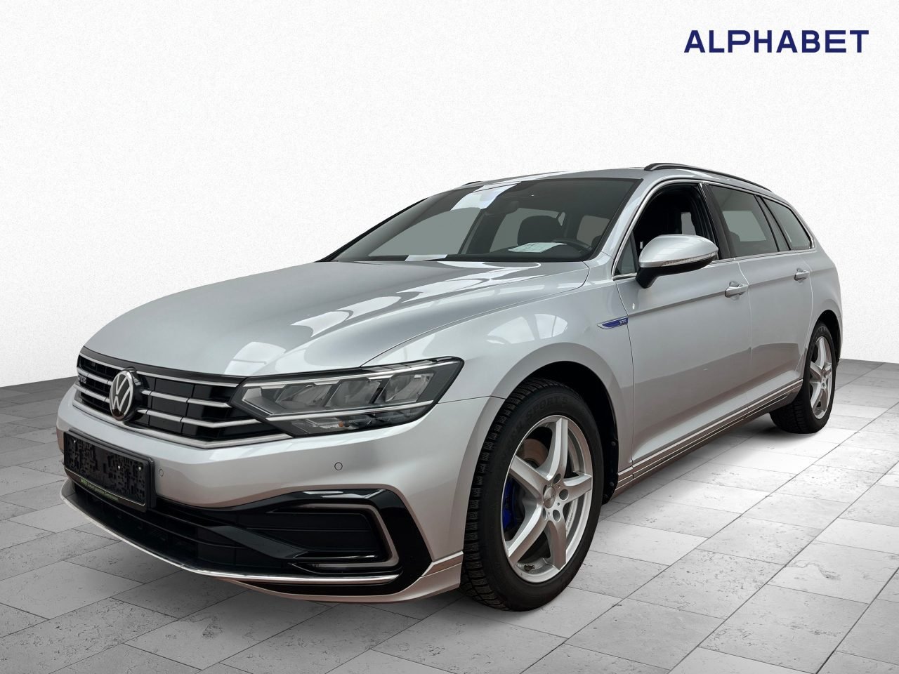Volkswagen Passat Variant GTE 1.4 TSI - Hybrid - Automatic - 156 hp - 19.778 km