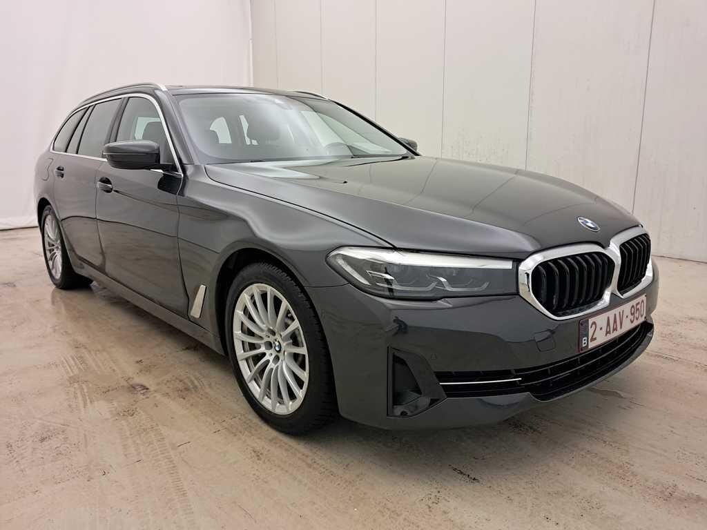 BMW 5 Series Touring 530e Lounge - Hybrid - Automatic - 184 hp - 143.160 km Lounge