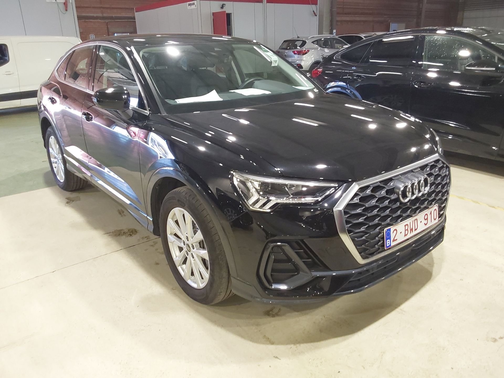 Audi Q3 Sportback 1.4 TFSI Attraction - Hybrid - Automatic - 150 hp - 50.472 km Attraction