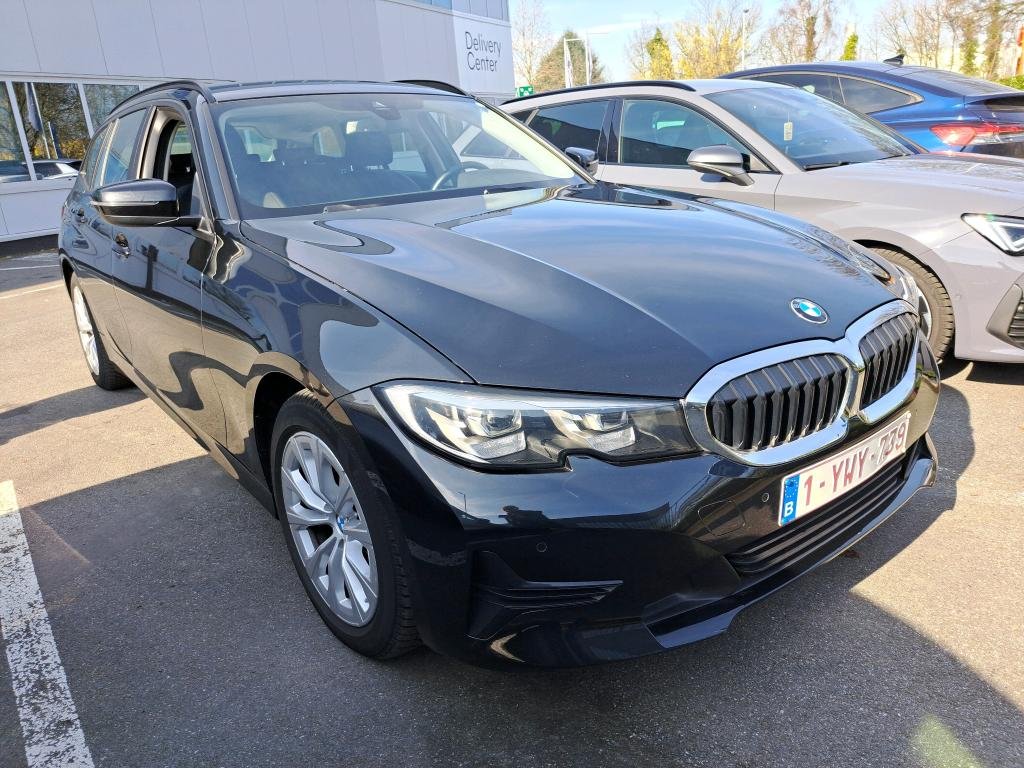 BMW 3 Series Touring 318d - Diesel - Automatic - 136 hp - 88.617 km 