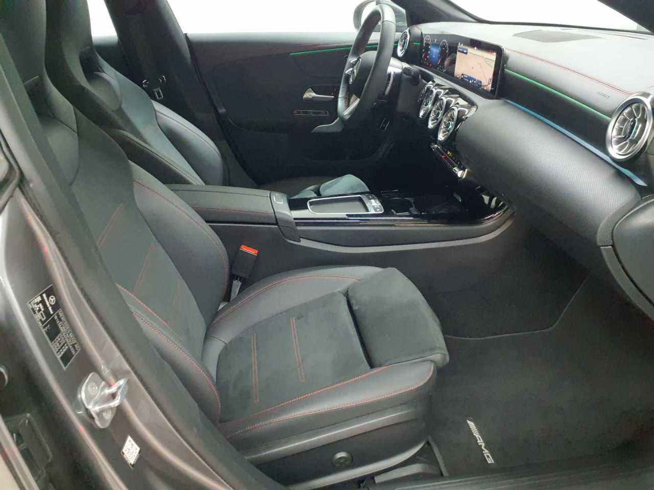 2025 Mercedes-Benz CLA   