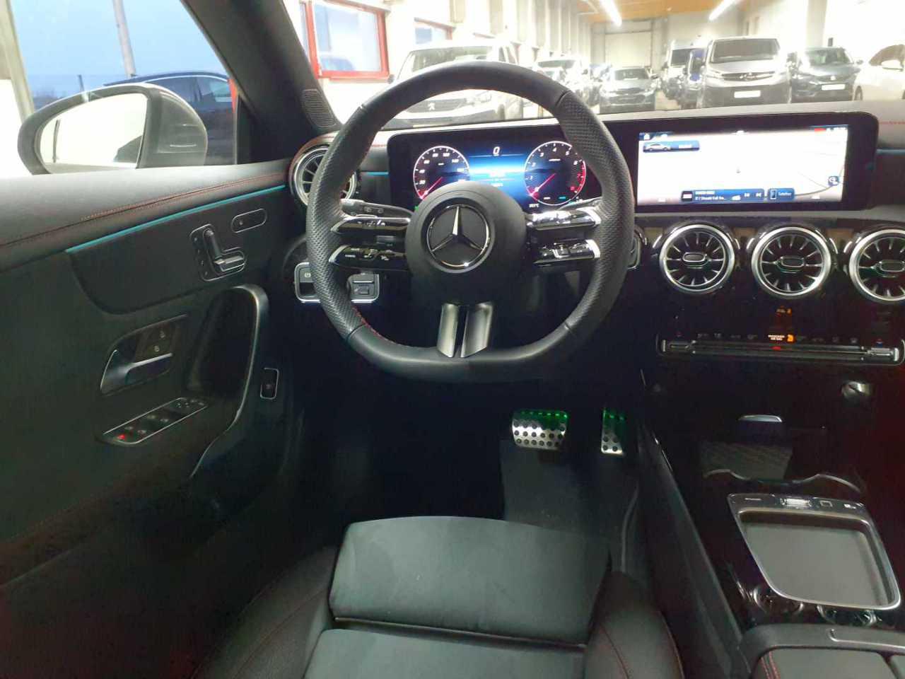 2025 Mercedes-Benz CLA   