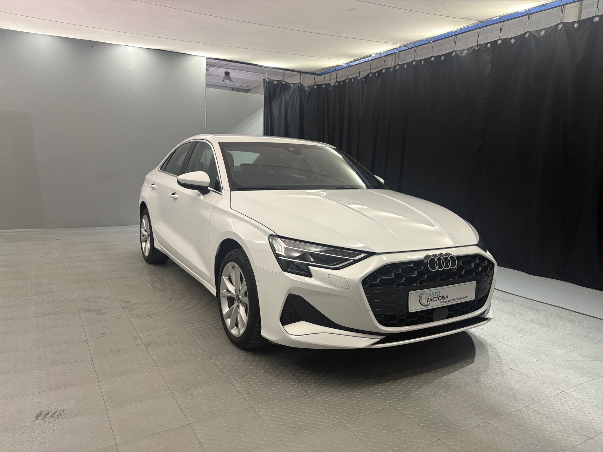 Audi A3 30 TFSI Advanced - Petrol - Automatic - 116 hp - 25.292 km Advanced