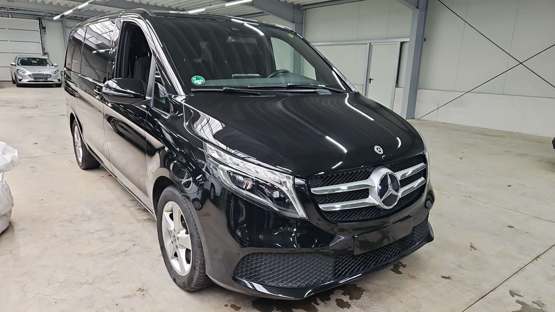 Mercedes-Benz V 250 Edition - Diesel - Automatic - 190 hp - 54.305 km Edition