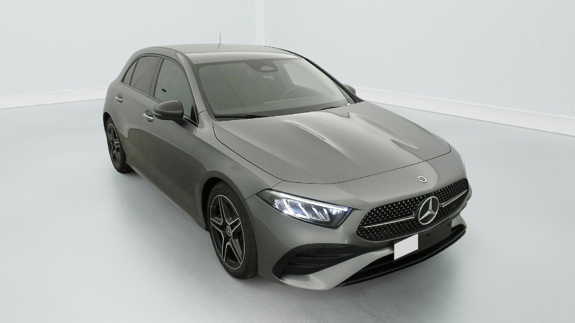 2025 Mercedes-Benz A   