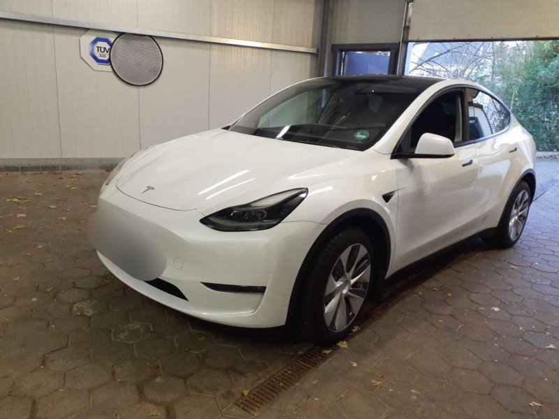 Tesla Model Y Long Range - Dual Motor - Electric - Automatic - 514 hp - 49.857 km