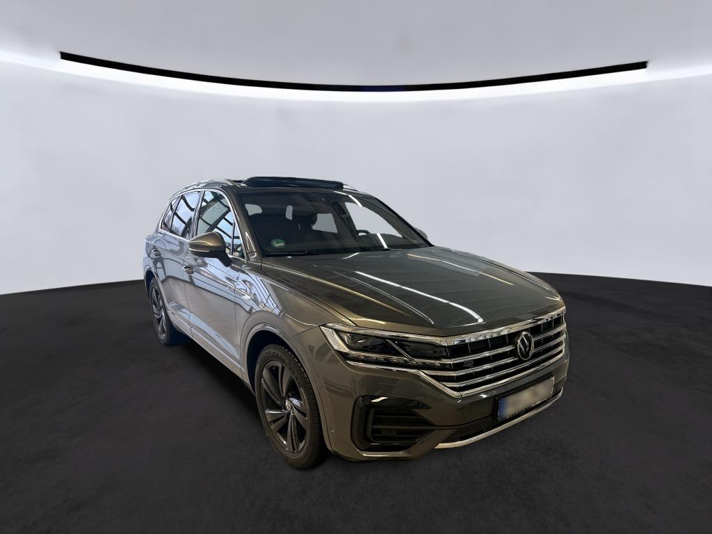 Volkswagen Touareg 3.0 TDI R-Line - Diesel - Automatic - 286 hp - 58.336 km R-Line