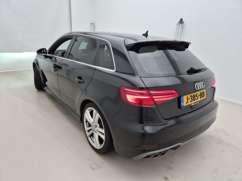 Audi A3 Sportback 35 TFSI S Line - Petrol - Automatic - 150 hp - 157.042 km