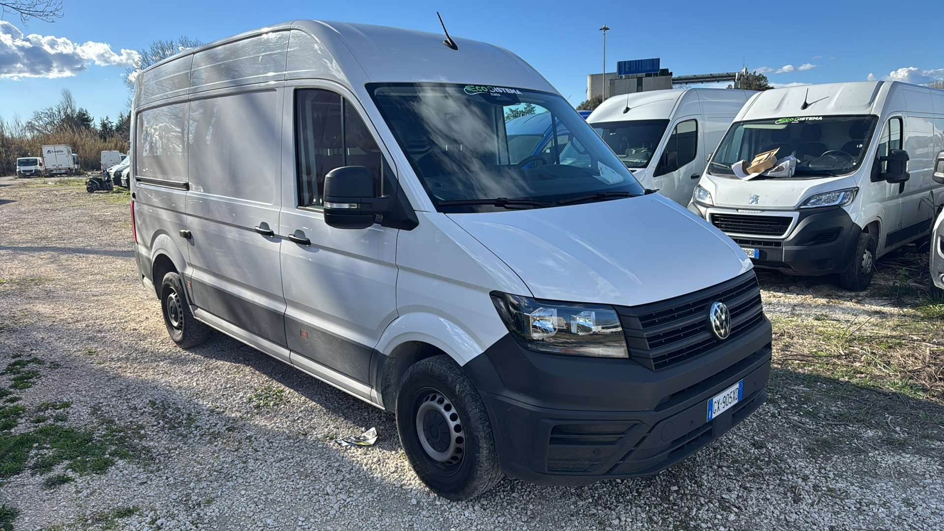 Volkswagen Crafter L3H3 2.0 TDI - Diesel - Manual - 140 hp - 25.792 km 