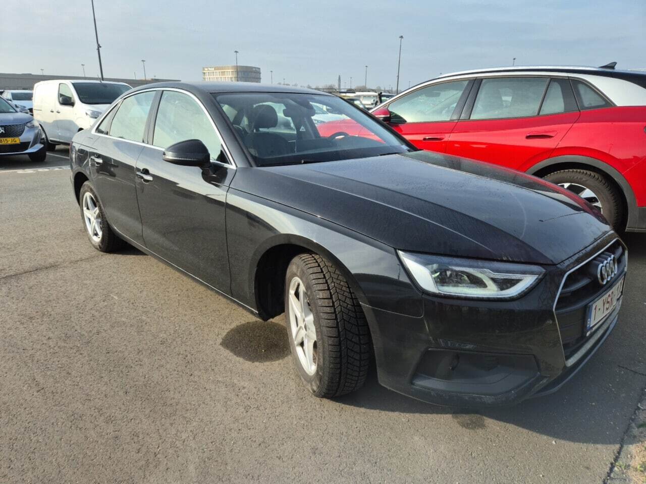 Audi A4 30 TDI Business - Diesel - Automatic - 136 hp - 86.376 km Business