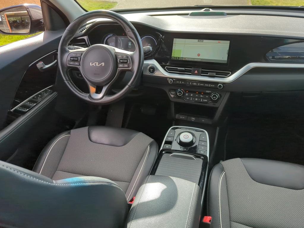Kia Niro 65 kWh 6