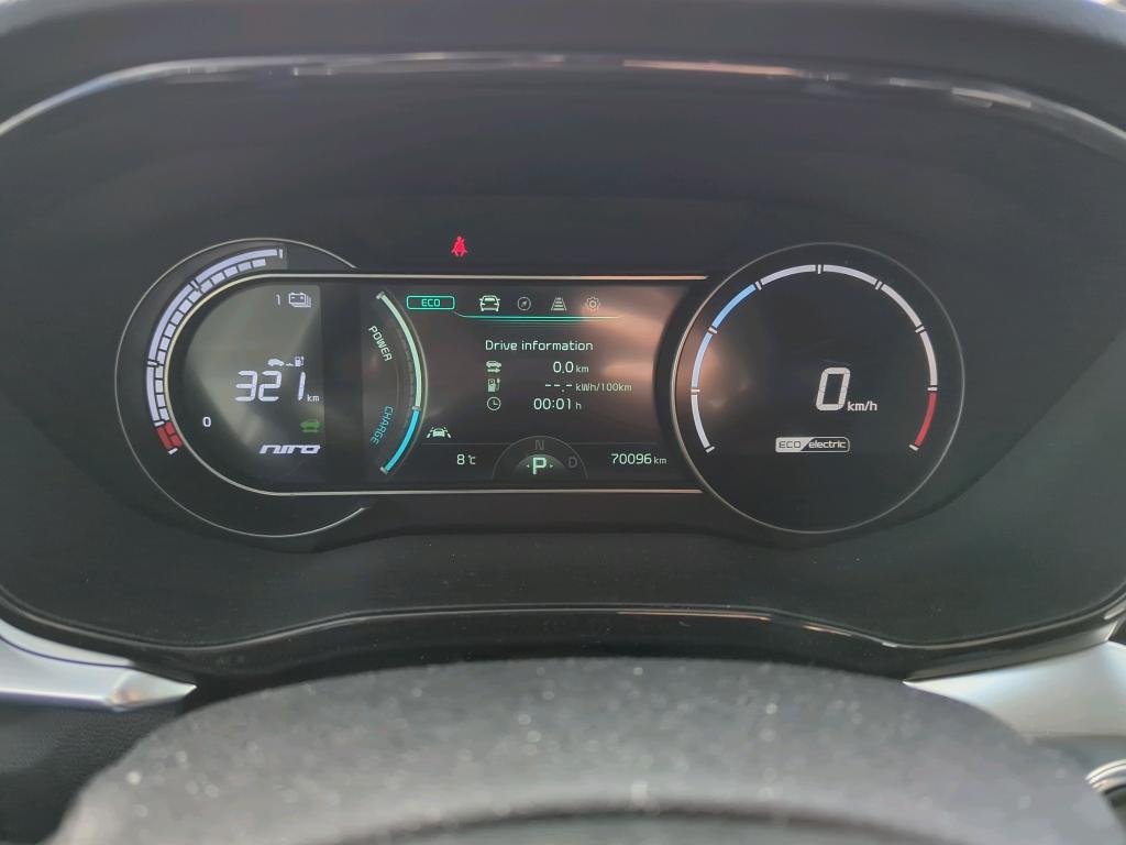 Kia Niro 65 kWh 8