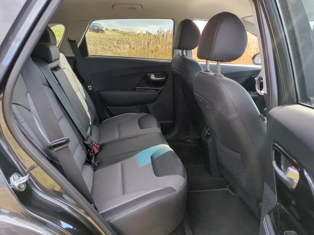 Kia Niro 65 kWh 5
