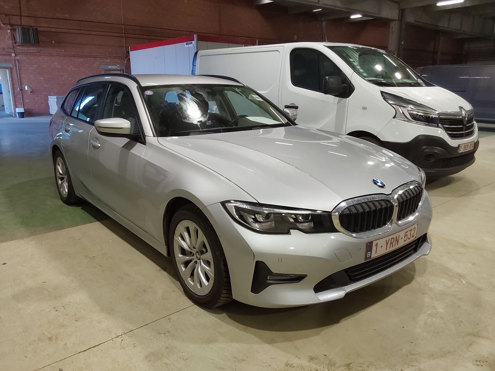 BMW 3 Series Touring 330e Lounge - Hybrid - Automatic - 184 hp - 172.329 km Lounge