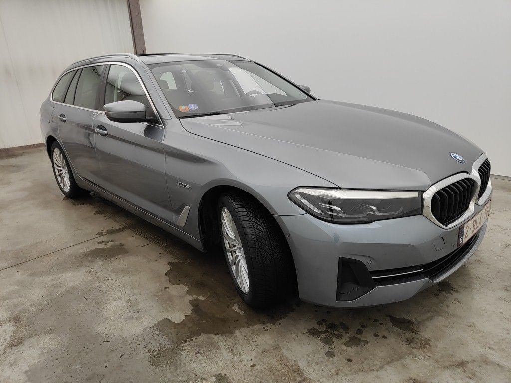 BMW 5 Series Touring 520e - Hybrid - Automatic - 163 hp - 113.248 km 