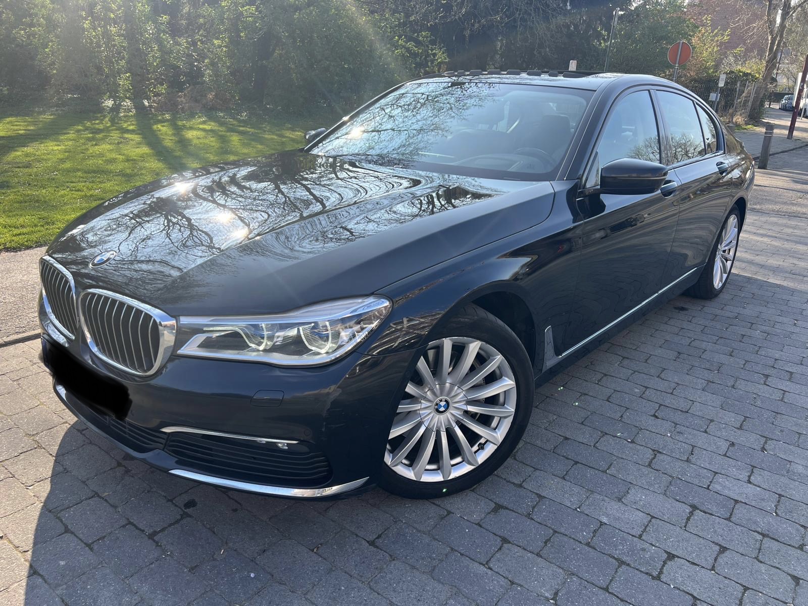 BMW 7 Series 740d High Executive - Diesel - Automatic - 320 hp - 256.840 km High Executive