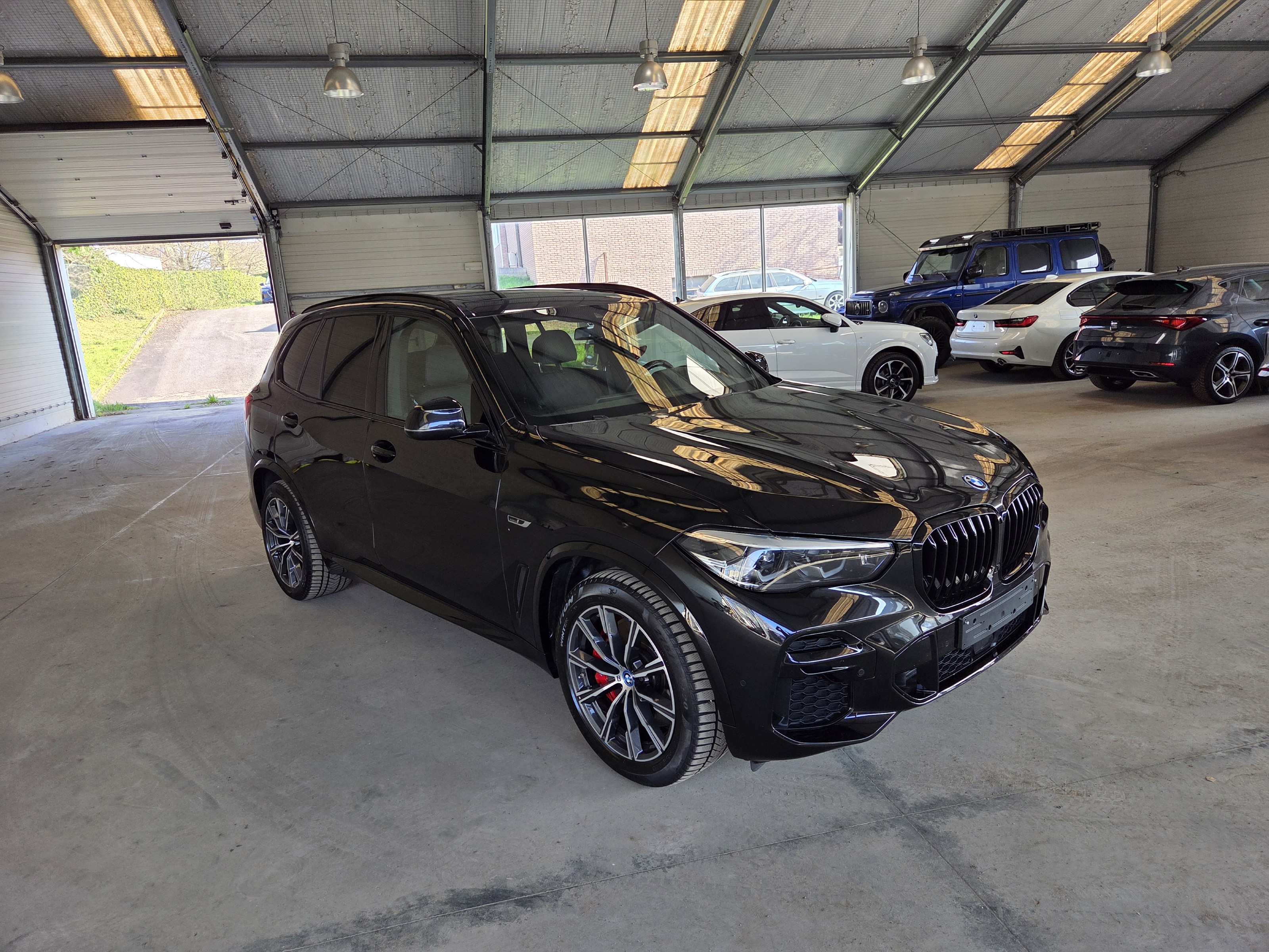 BMW X5 45e M Sport - xDrive - Hybrid - Automatic - 286 hp - 152.463 km M Sport