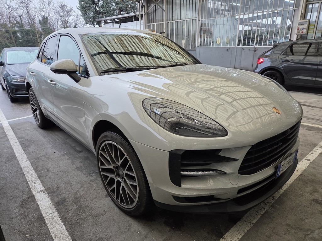 2019 Porsche Macan   