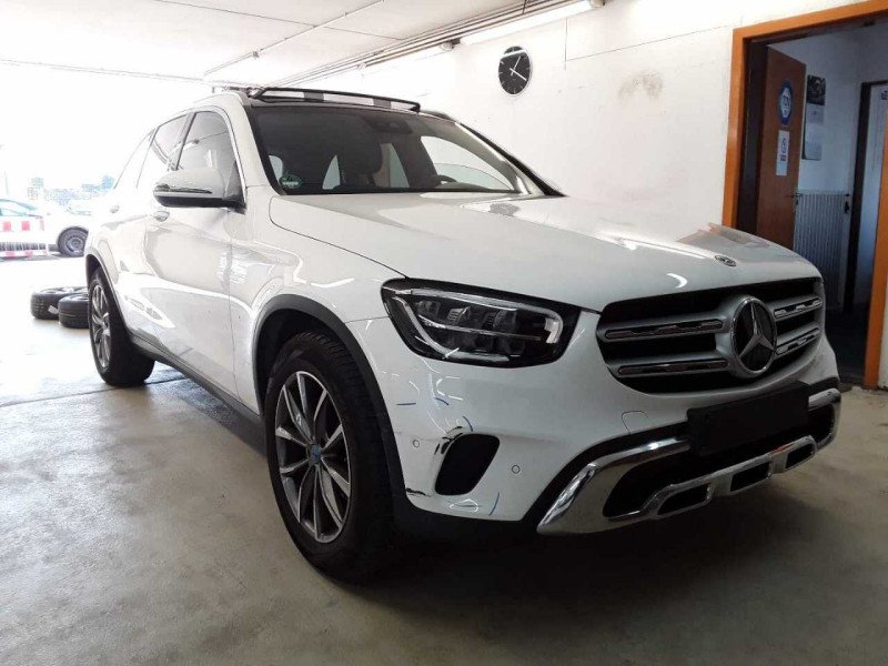 Mercedes-Benz GLC 200d - 4-Matic - Diesel - Automatic - 163 hp - 64.818 km 