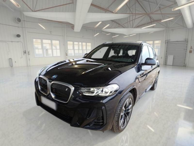BMW iX3 Inspiring - Electric - Automatic - 286 hp - 70.287 km Inspiring