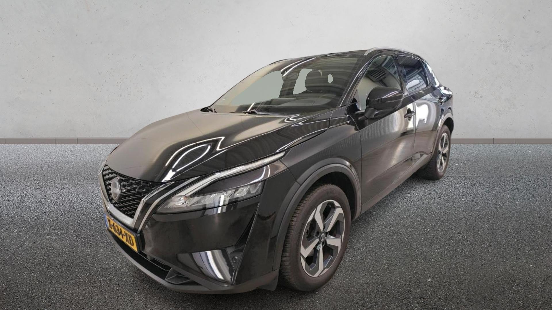 Nissan Qashqai 1.3 N-connecta - Petrol - Automatic - 158 hp - 57.864 km