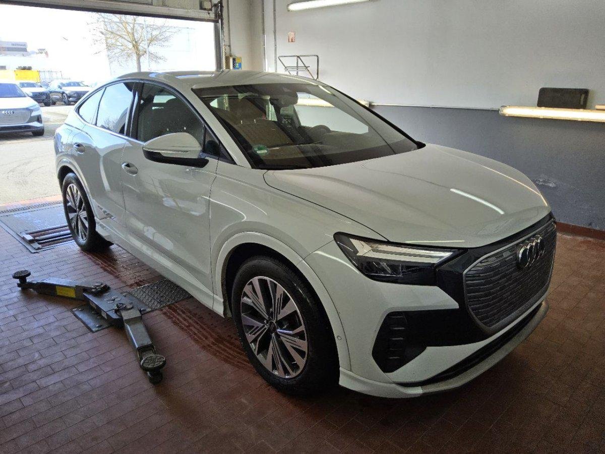 Audi Q4 E-tron Sportback 35 - Electric - Automatic - 170 hp - 66.203 km 
