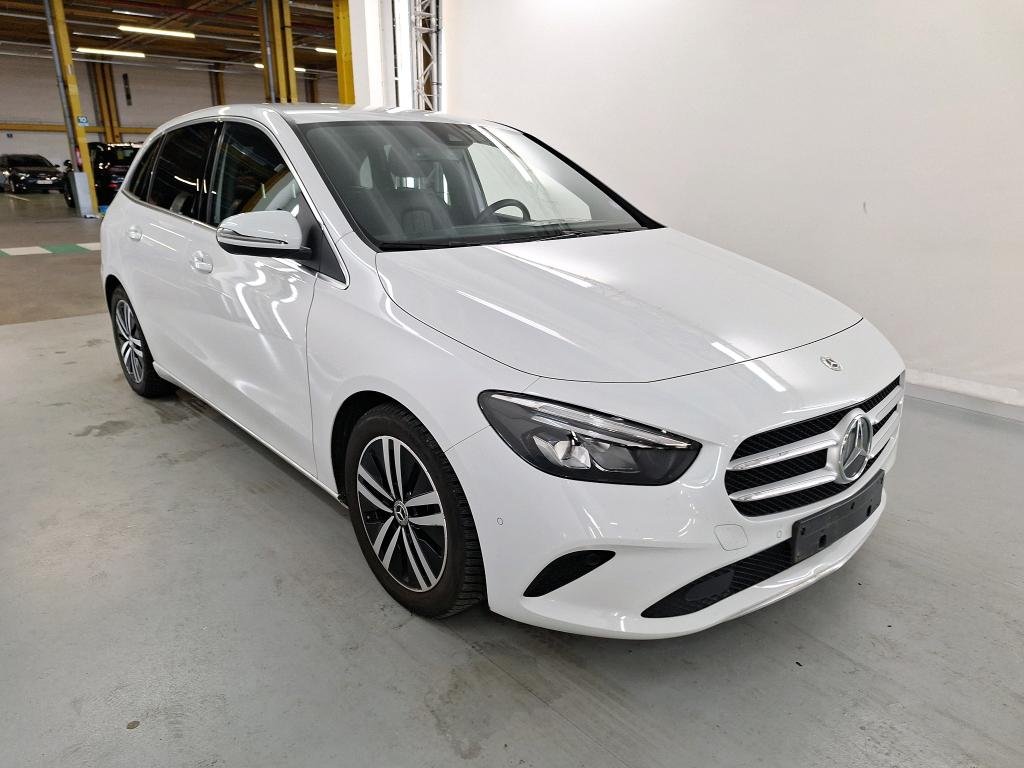 Mercedes-Benz B 180 Business Solution - Petrol - Automatic - 136 hp - 49.804 km Business Solution