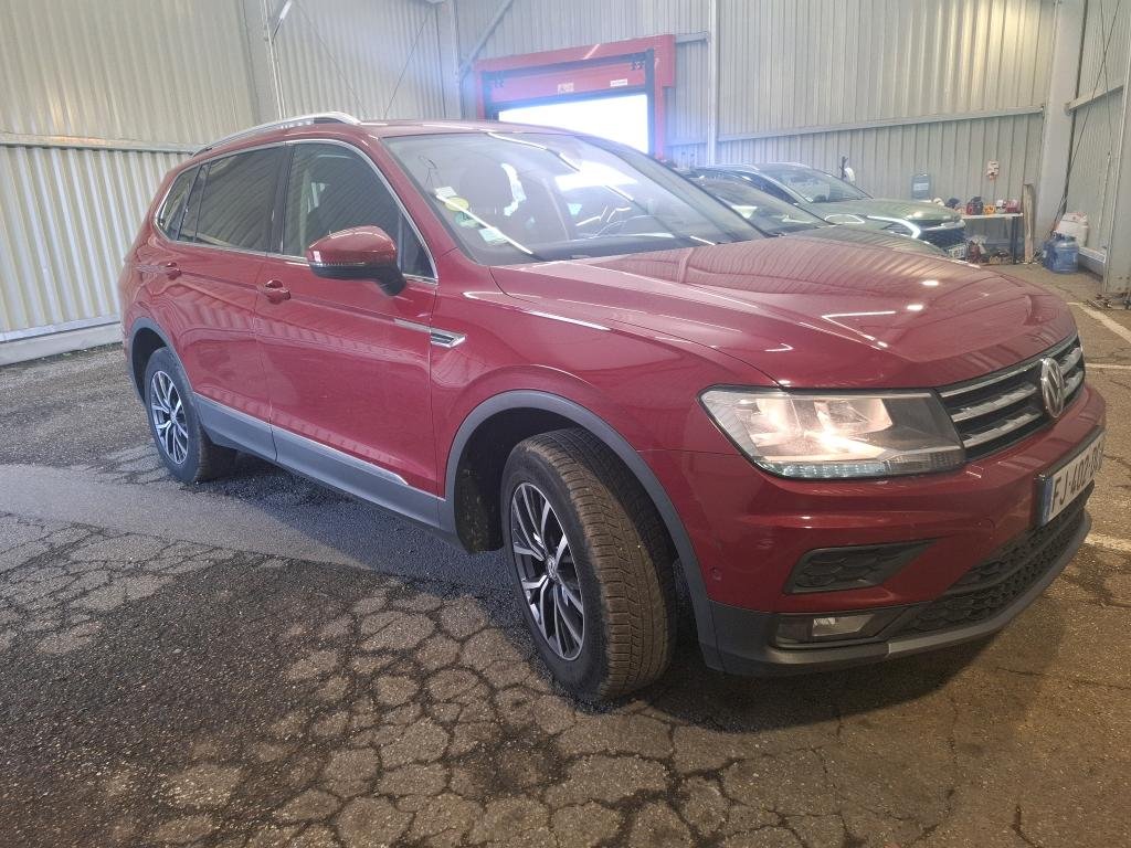 Volkswagen Tiguan Allspace 2.0 TDI Comfortline Business - Diesel - Automatic - 150 hp - 200.944 km Comfortline Business