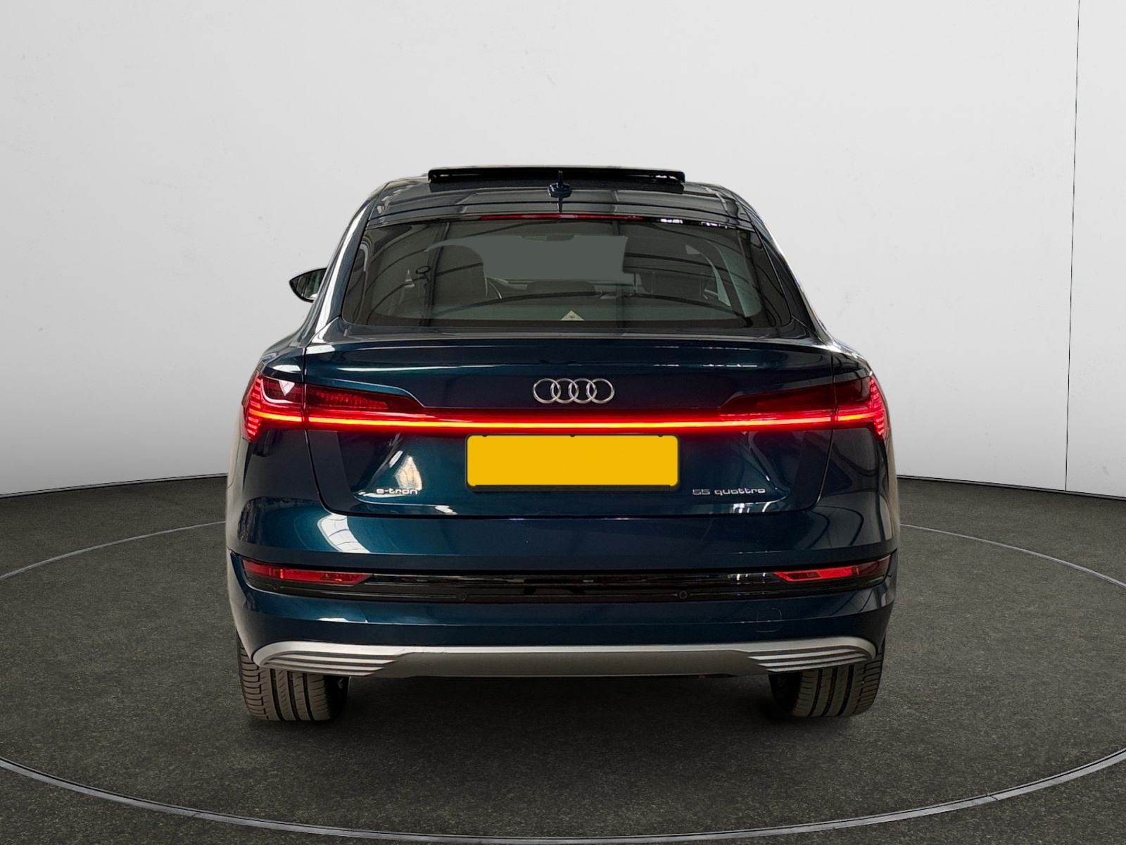 Foto 14 van Audi e-tron sportback