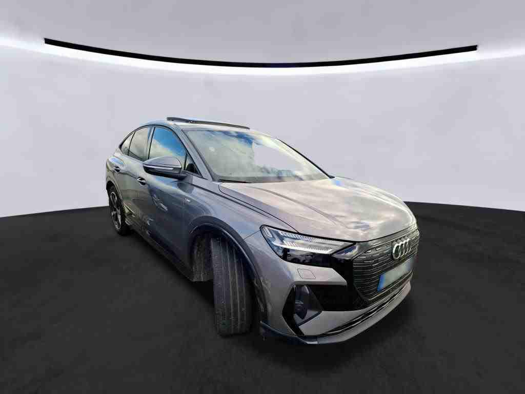 Audi Q4 E-tron Sportback 82 kWh S Line - Quattro - Electric - Automatic - 299 hp - 45.492 km S Line