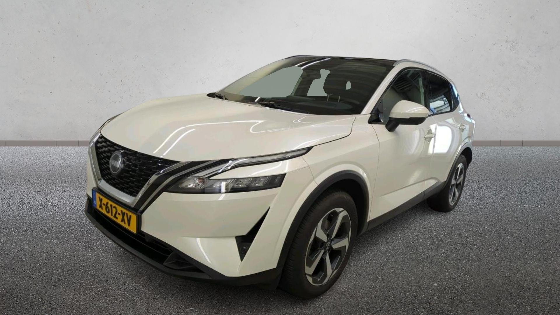 Nissan Qashqai 1.3 N-connecta - Petrol - Automatic - 158 hp - 34.653 km