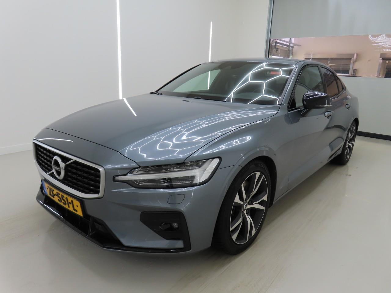 Volvo S60 T5 R-Design - Petrol - Automatic - 250 hp - 208.649 km