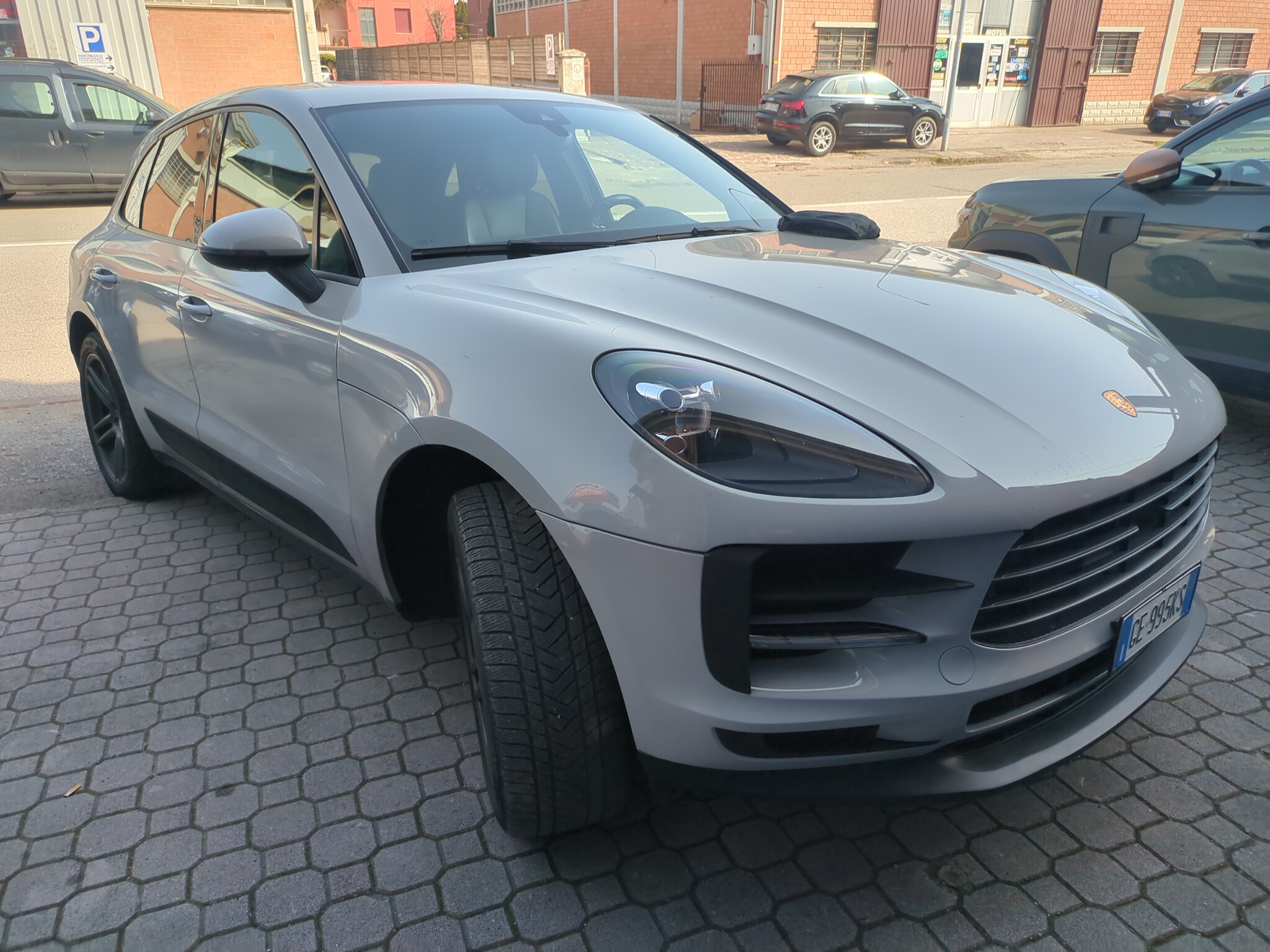 2021 Porsche Macan   