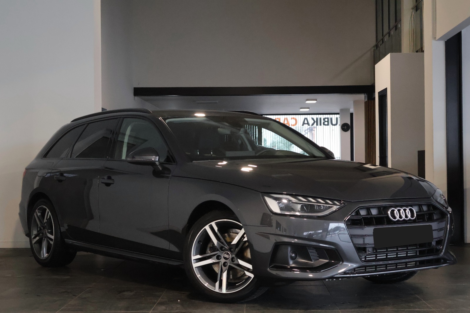 Audi A4 Avant 35 TFSI Advanced - Petrol - Automatic - 150 hp - 43.218 km Advanced