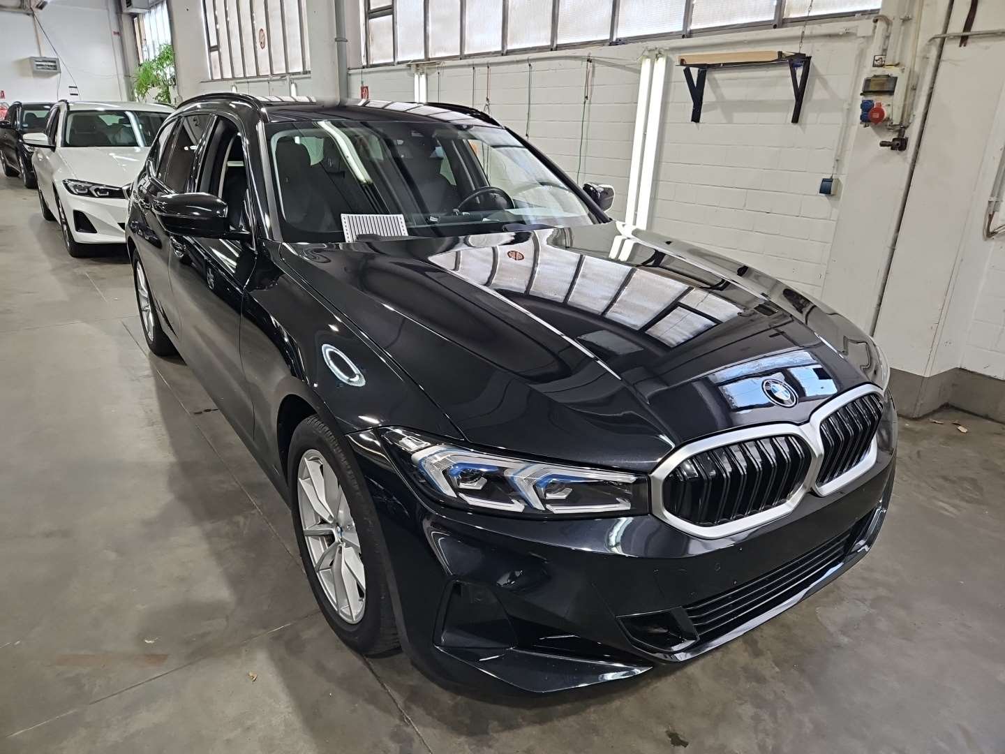 BMW 3 Series Touring 318d - Diesel - Automatic - 150 hp - 129.601 km 