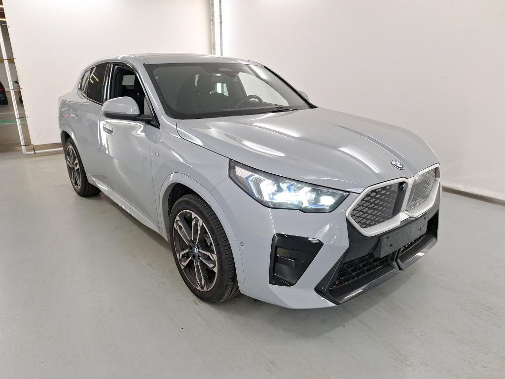 BMW iX2 20 M Sport - Electric - Automatic - 204 hp - 17.645 km M Sport