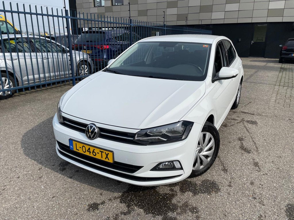 Volkswagen Polo 1.0 Comfortline - Petrol - Manual - 80 hp - 203.741 km