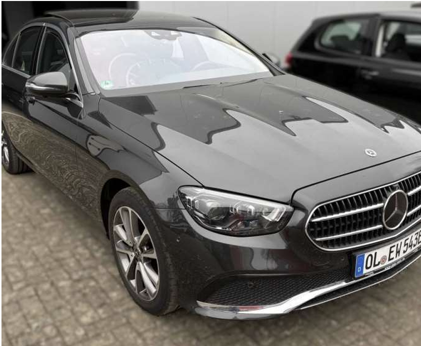 Mercedes-Benz E 300de Avantgarde - Hybrid - Automatic - 194 hp - 139.800 km Avantgarde