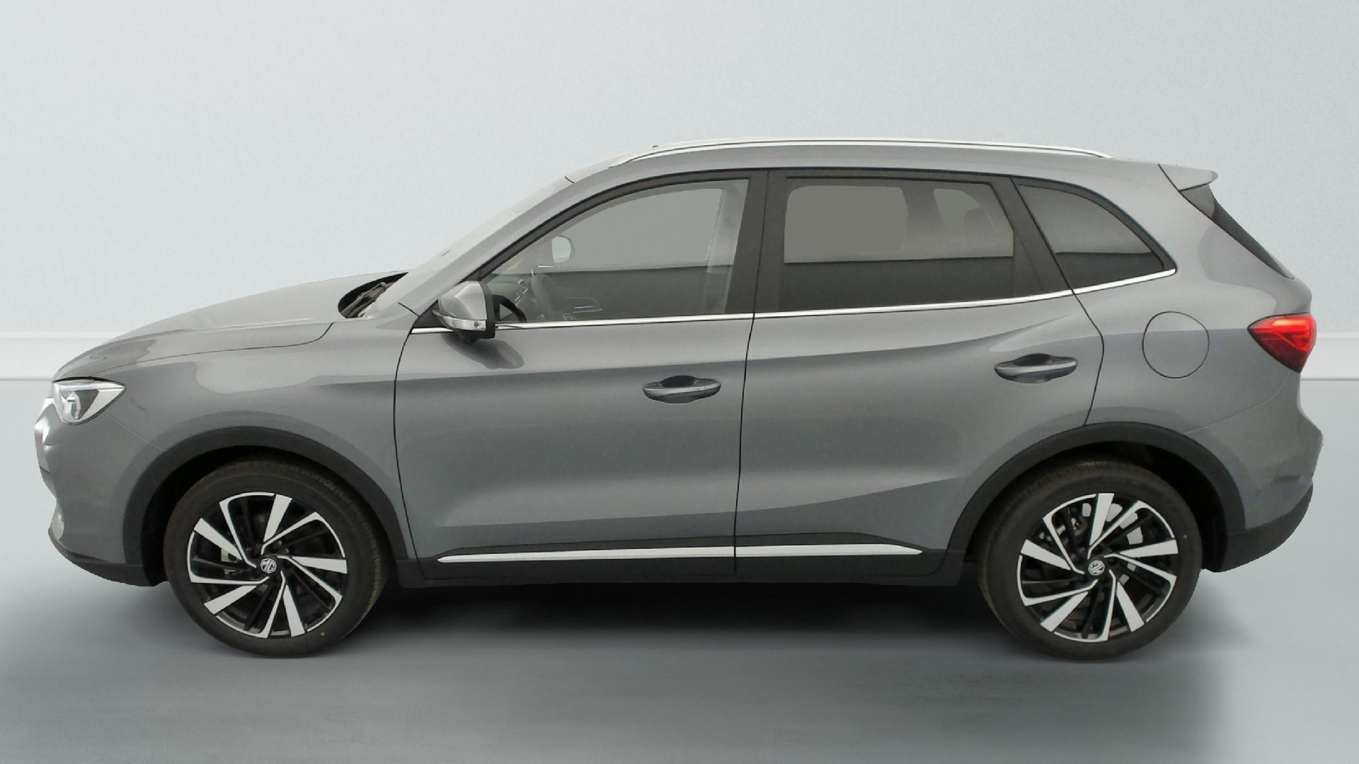 MG ZS 1.5 Luxury 2026