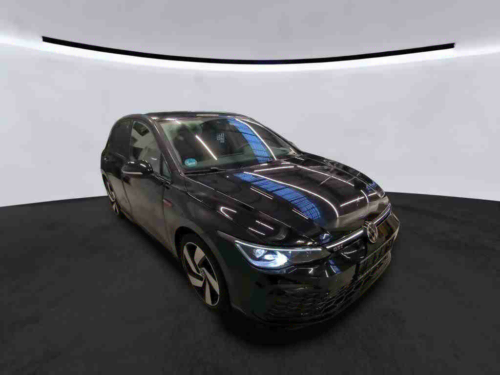 Volkswagen Golf GTI 2.0 TSI - Petrol - Automatic - 245 hp - 27.694 km 